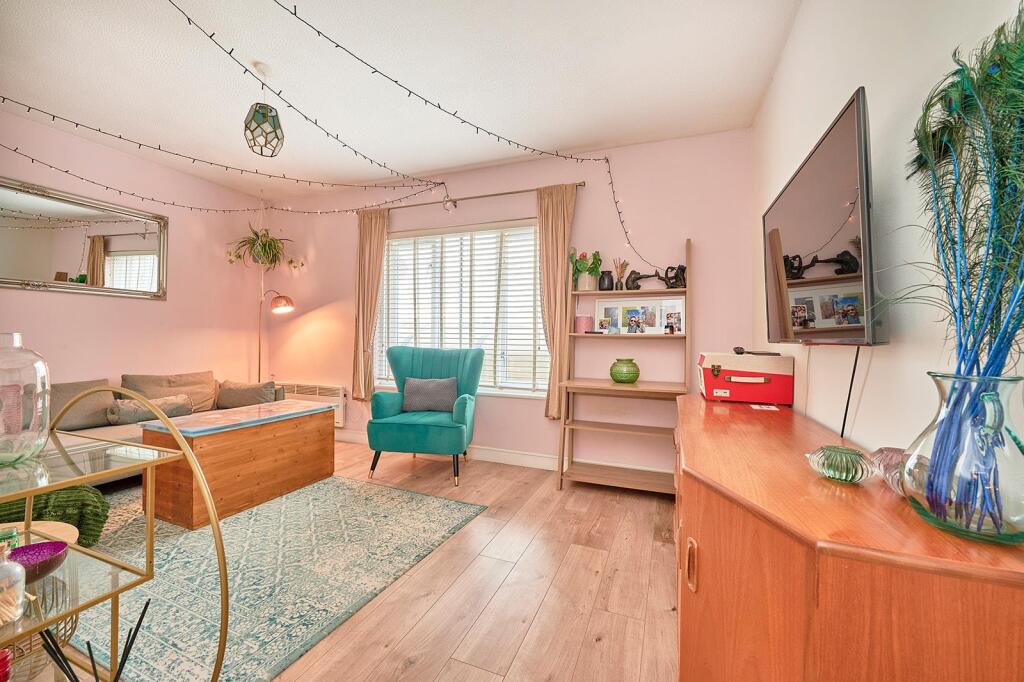 Apartment in East Hertfordshire, Hockerill, Bishop's Stortford