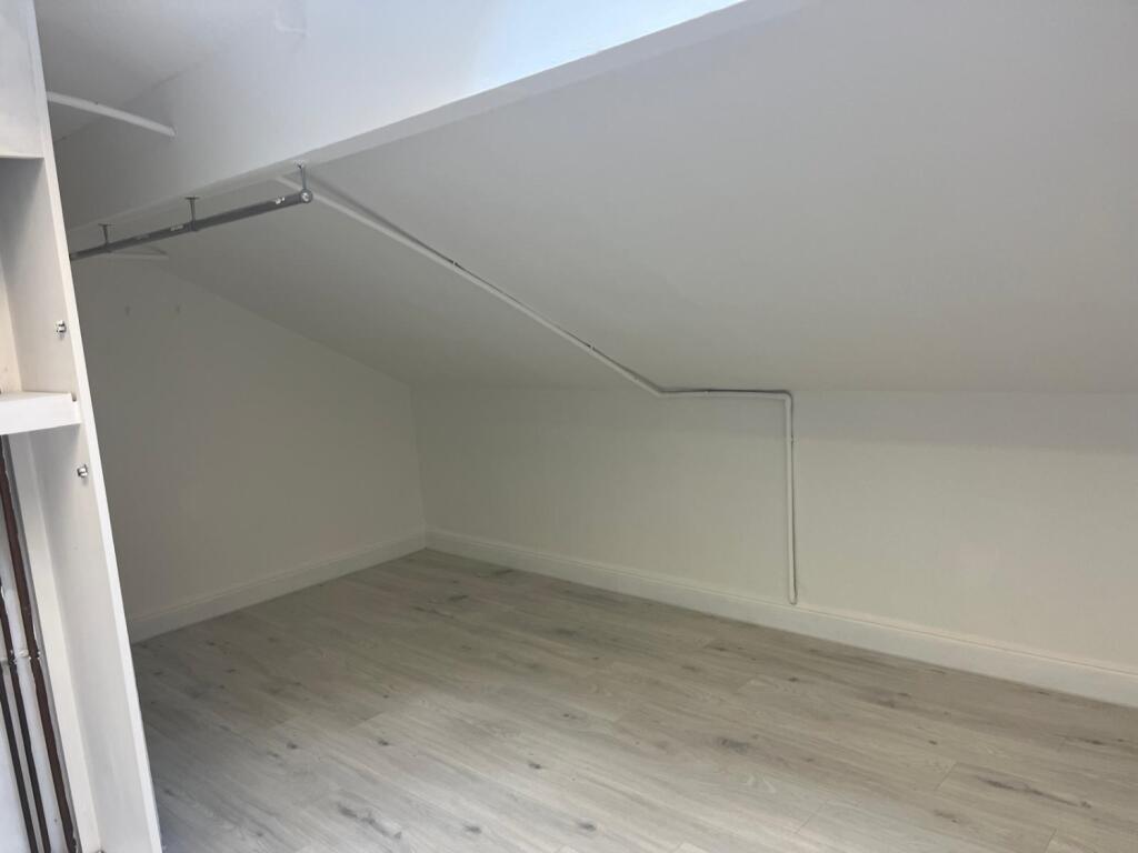 Additional image 4 of 203 Bingley Road BD18 4DH Room 6