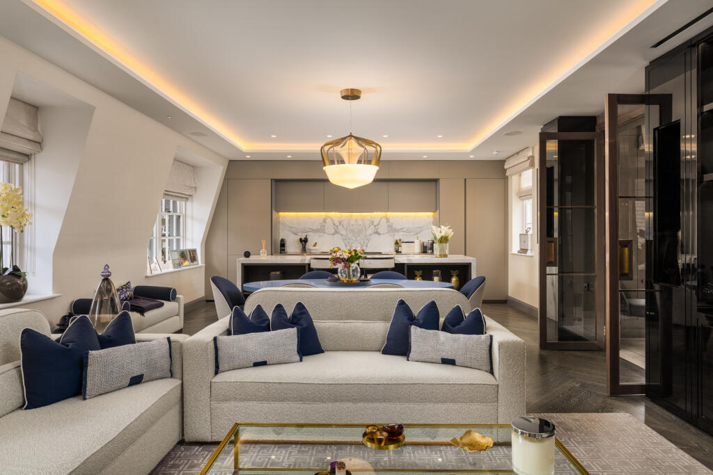 Apartment in London - View 2