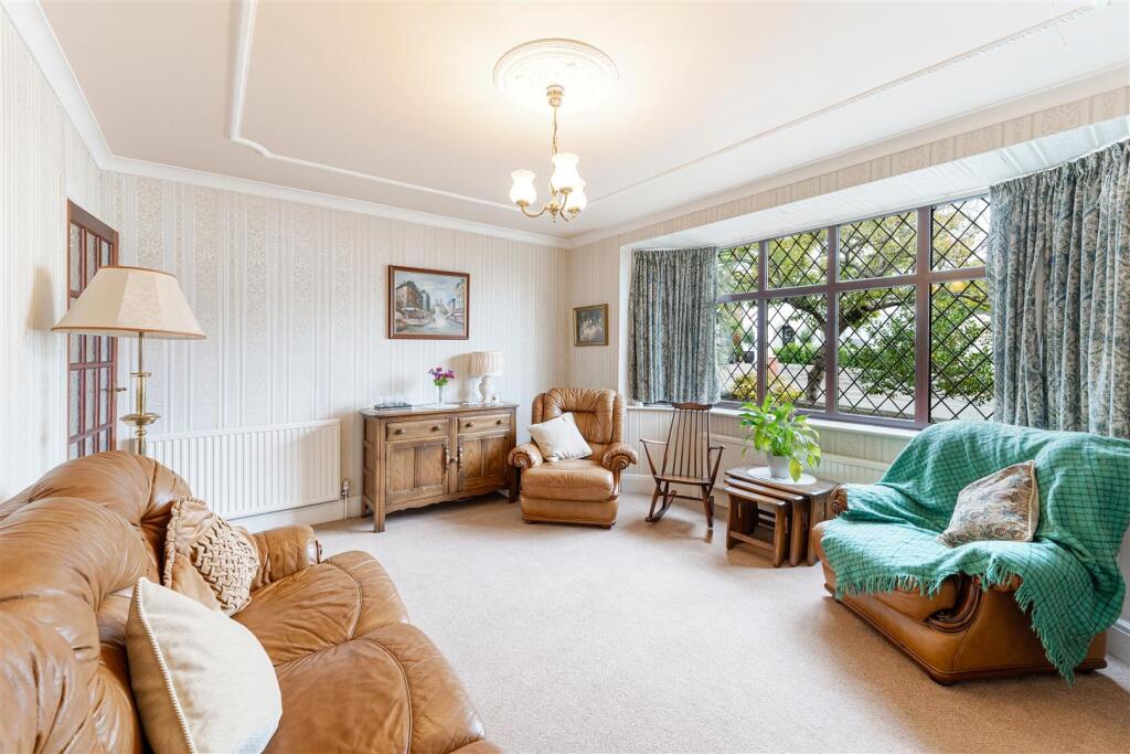 House in Bristol - More