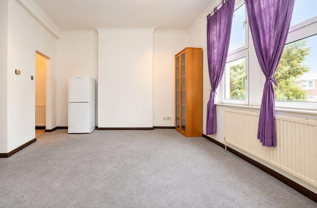Apartment in London - View 2