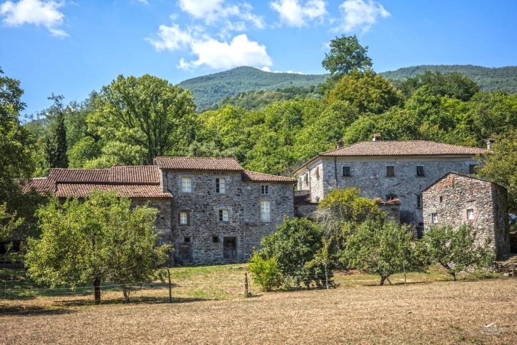 Main image of property: Pontremoli, Lunigiana, Tuscany