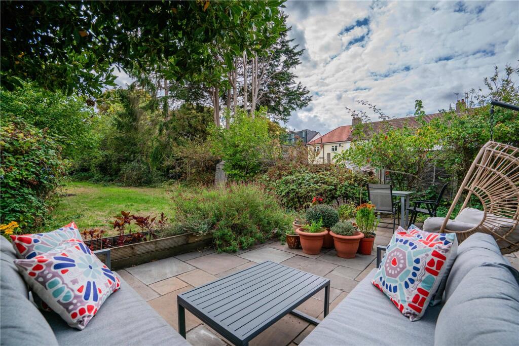House in Twickenham - View 2