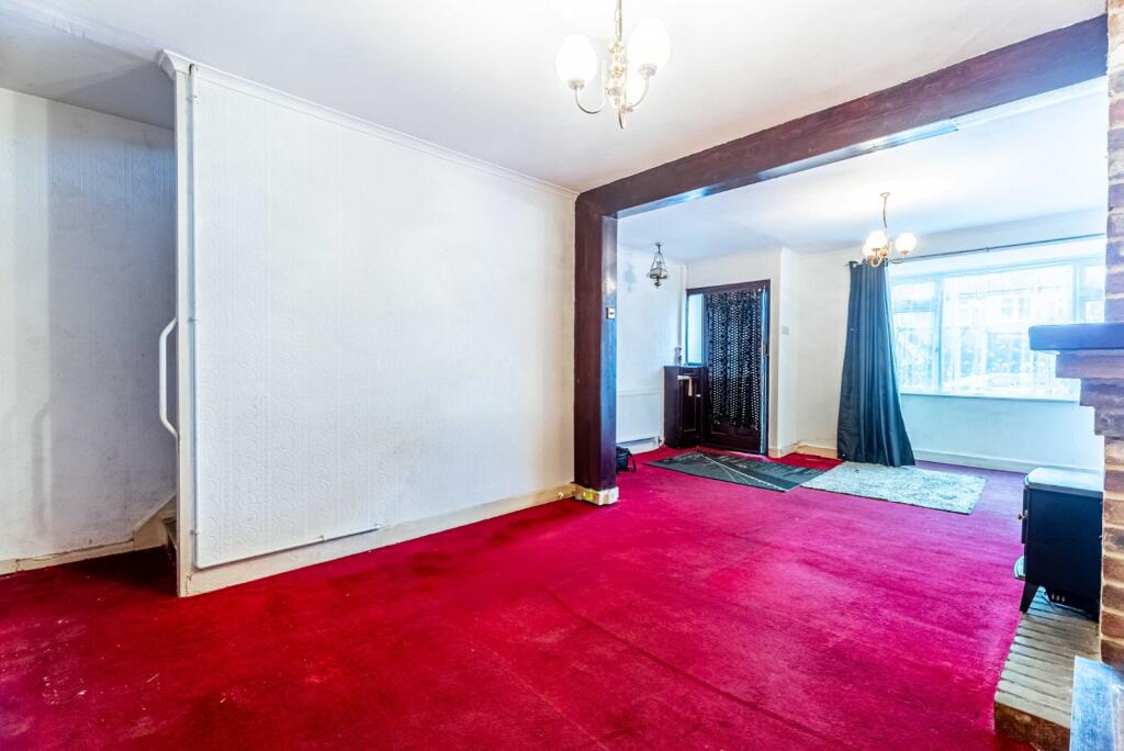 Leyland Avenue, St. Albans, Hertfordshire, AL1 photo 2