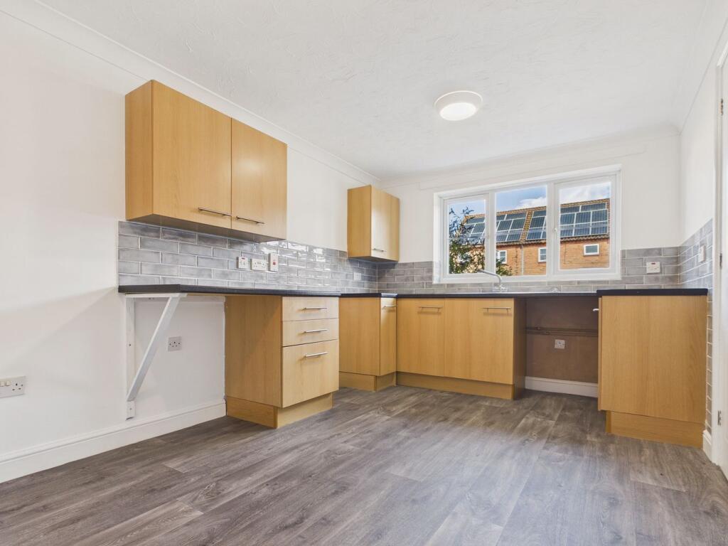 House in Peterborough - View 2