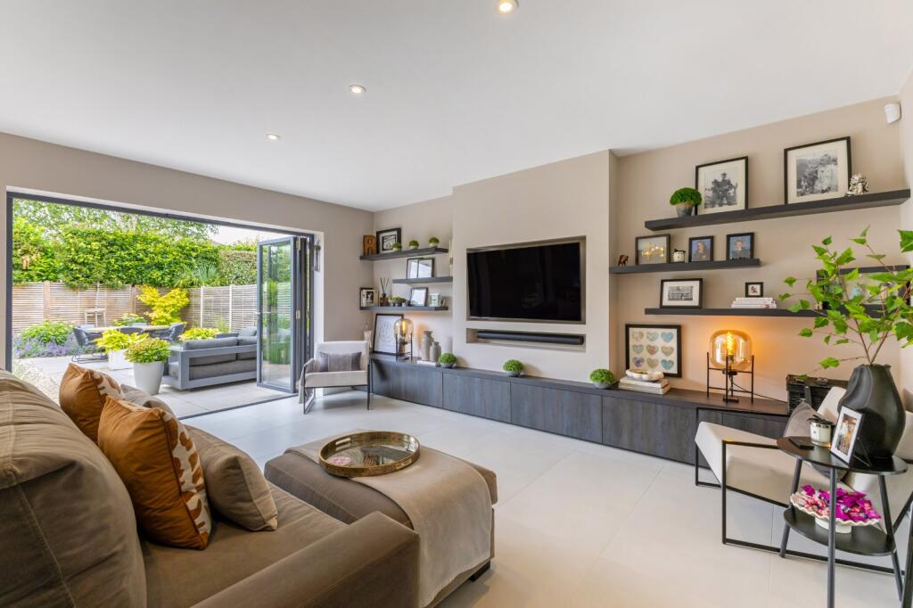 House in St Albans, Bernards Heath - View 5