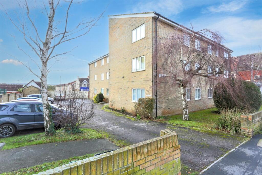 Main image of property: Hampton Corner, Pembroke Rd, Shirehampton