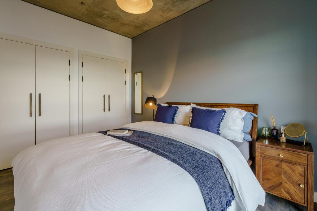 Apartment in London - View 4