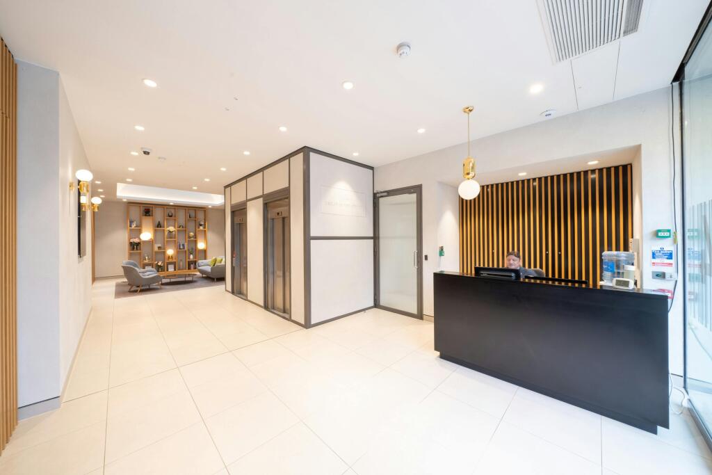 41-44 Great Queen Street_JSP3841_RAW Image.jpg