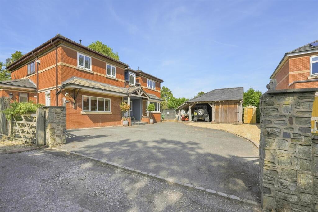 House in Macclesfield, Manor Park, Upton Priory