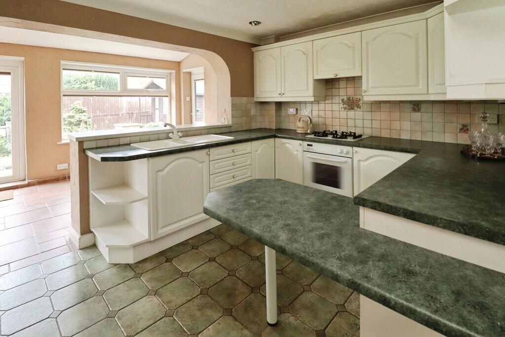 Greenbank Drive, Lincoln photo 2