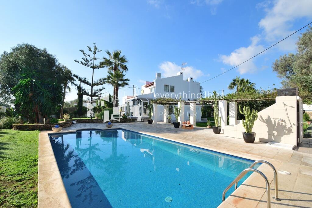 Main image of property: Balearic Islands, Ibiza, Sa Carroca