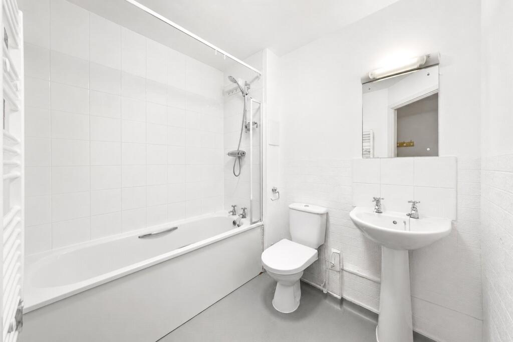 Apartment in London, Hale End - View 4