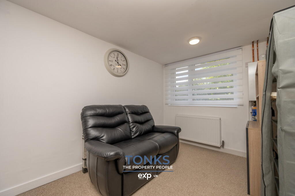House in Dudley, West Midlands - View 3