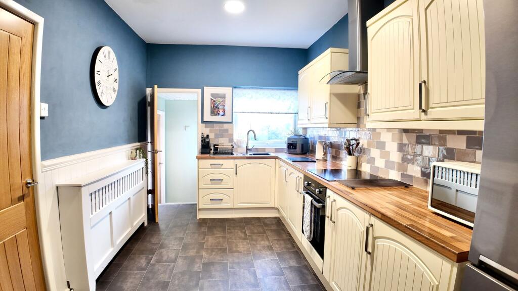 Aberbeeg, Abertillery, NP13 photo 4