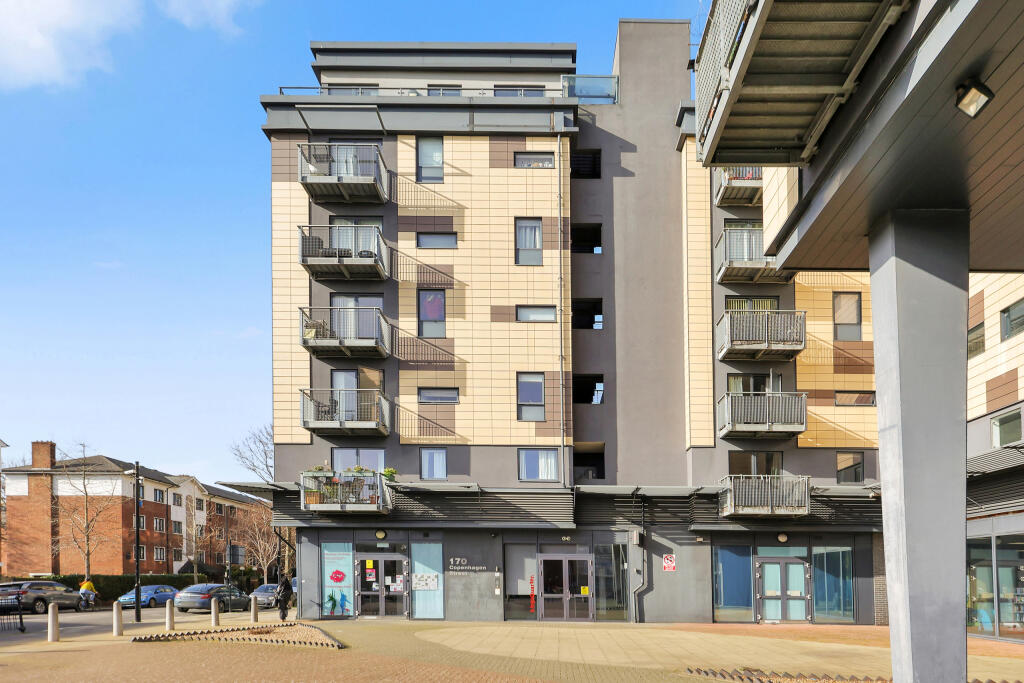 Apartment in London - View 2