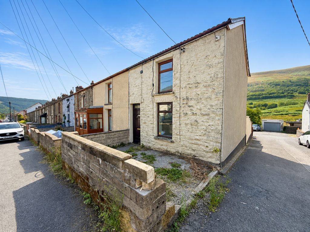 House in Cardiff, Treorchy - View 2