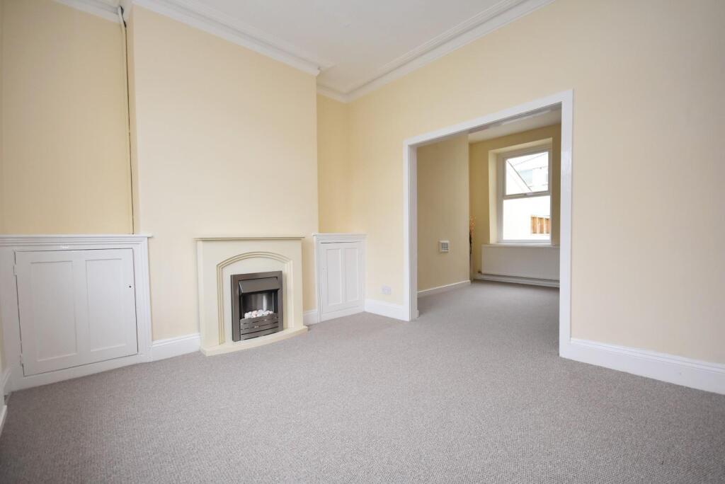 6 Railway Terrace, Penarth, CF64 2TT photo 2