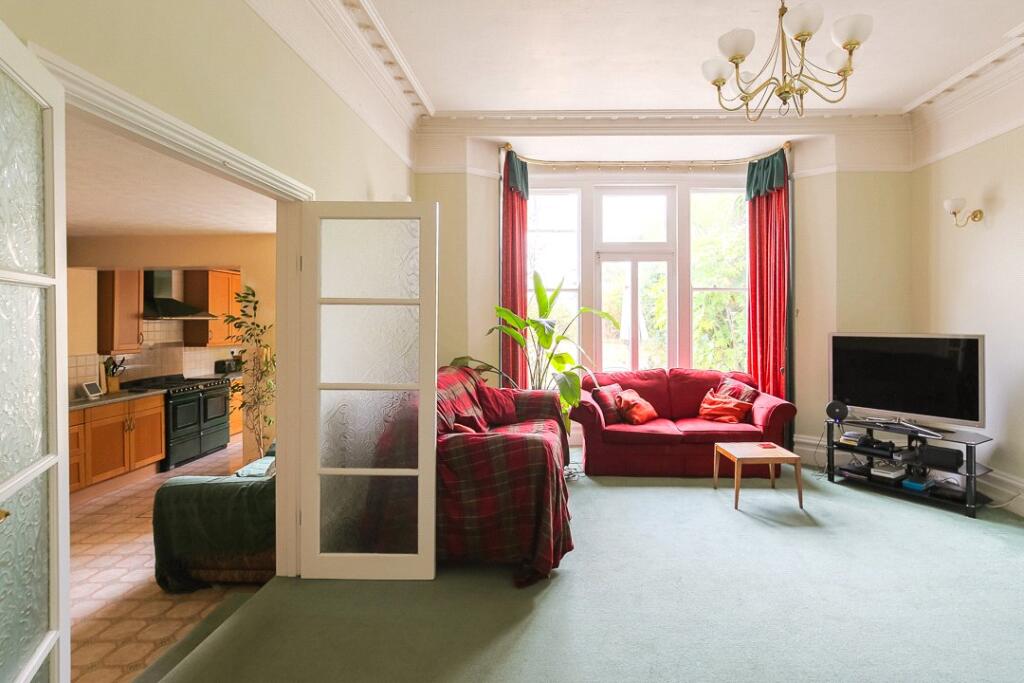 House in Bristol, Henleaze - View 4
