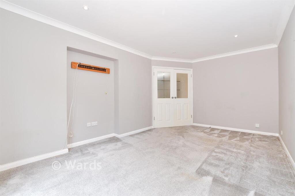 House in Rochester - View 3