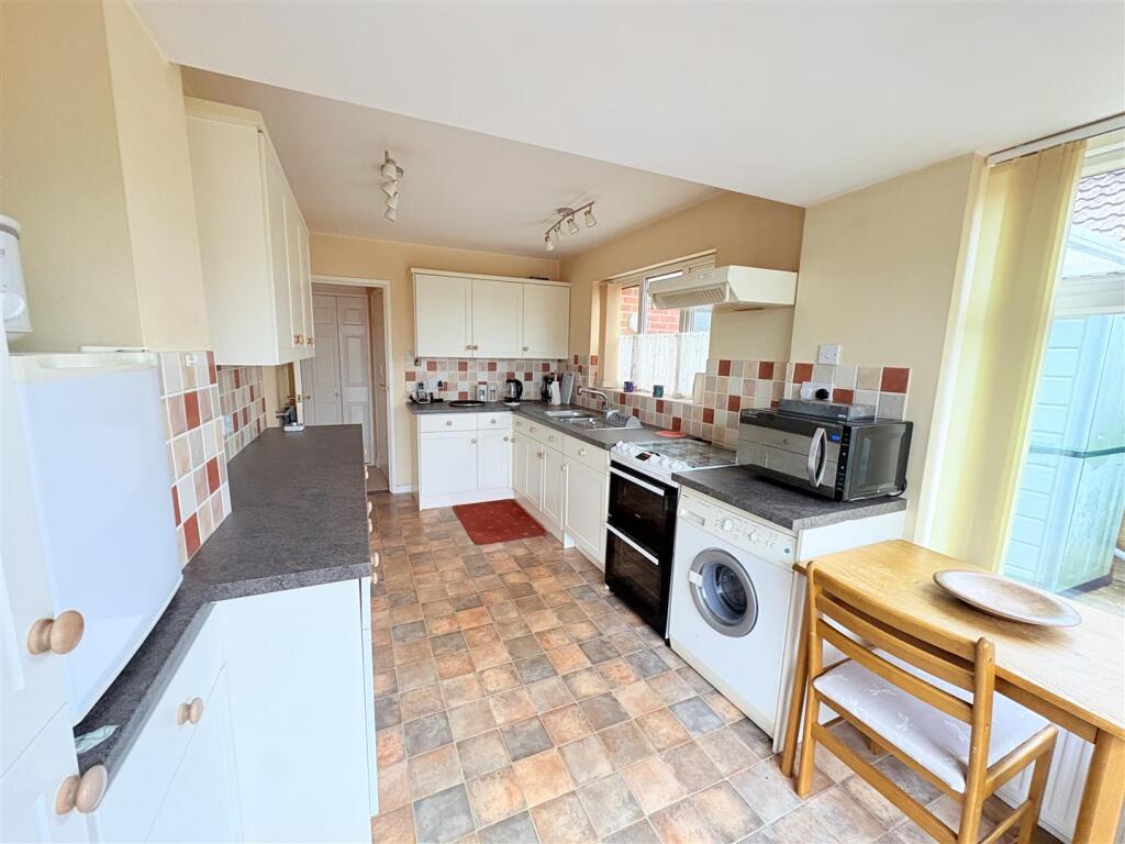 Old Farm Lane, Stubbington, Fareham photo 4