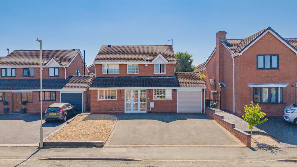 Main image of property: Kirkstone Way, Lakeside, Brierley Hill, DY5 3RZ