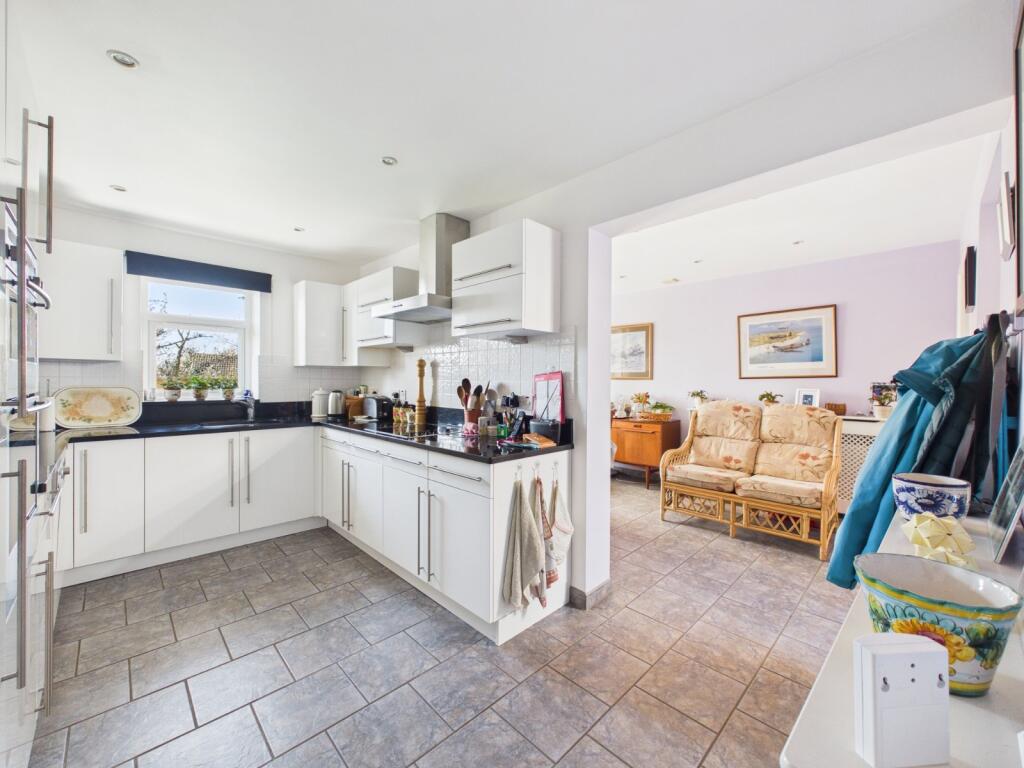 House in Buckinghamshire, Chesham - View 2