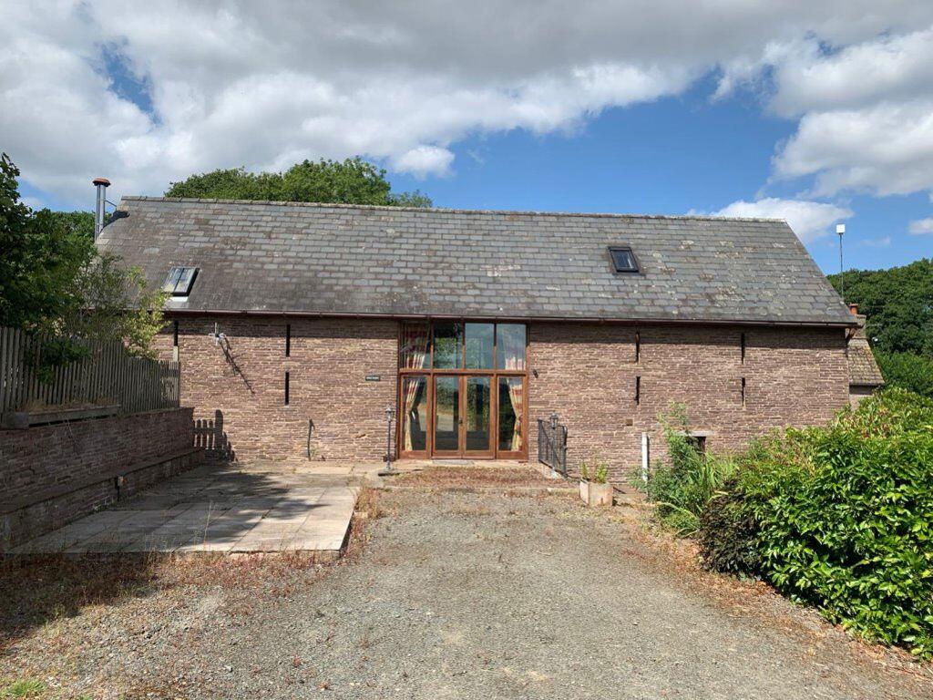 Main image of property: Michaelchurch Escley