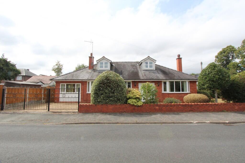 House in Llandudno, Acton