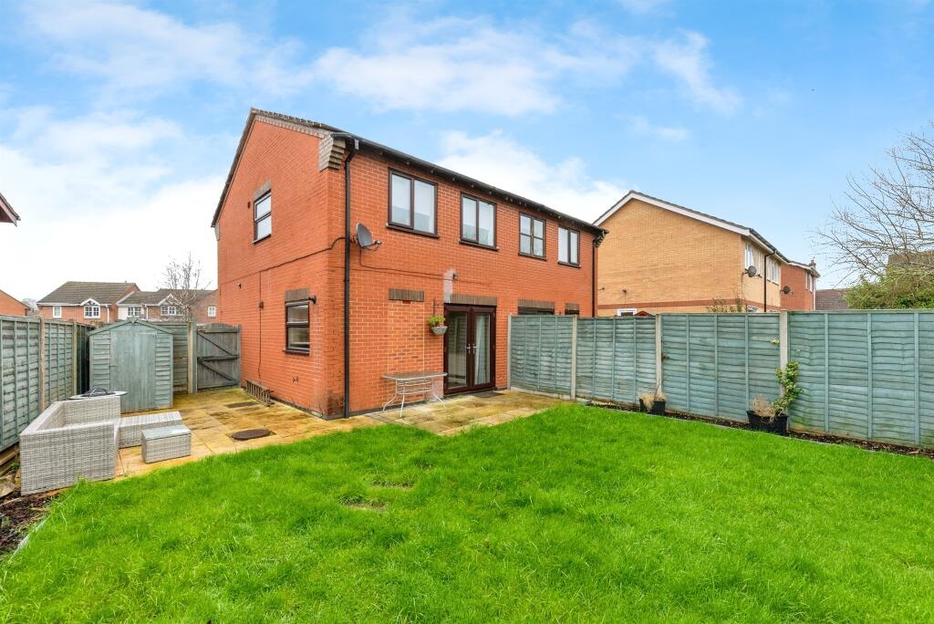 Main image of property: Sunningdale, Grantham