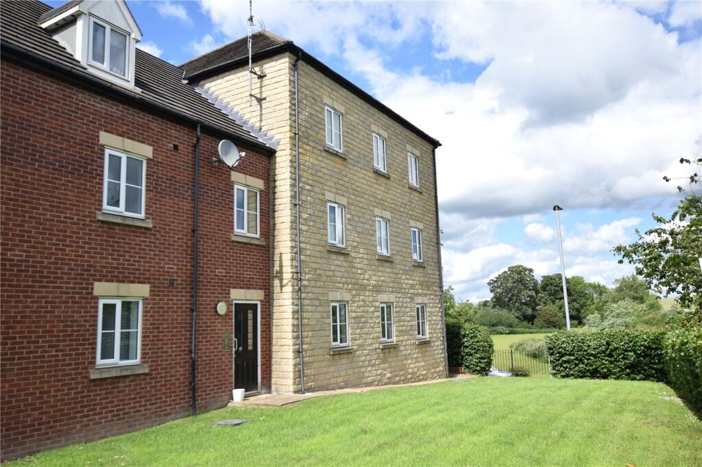 Main image of property: Willow Way, Whinmoor, Leeds