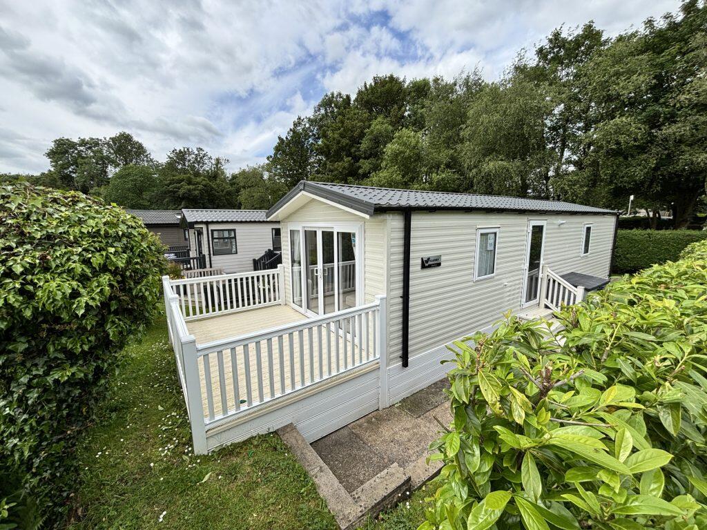 2-bed caravan on Rivers Edge Country Park, £43,995