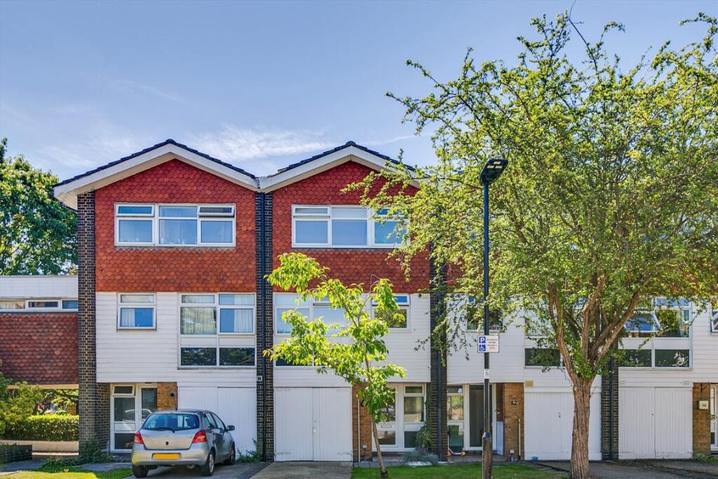Main image of property: The Knoll, Ealing