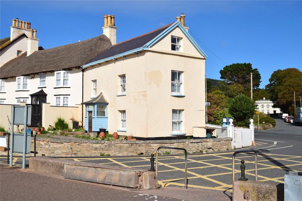 House in Exeter - View 3