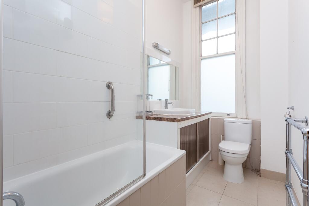 Apartment in London - View 4