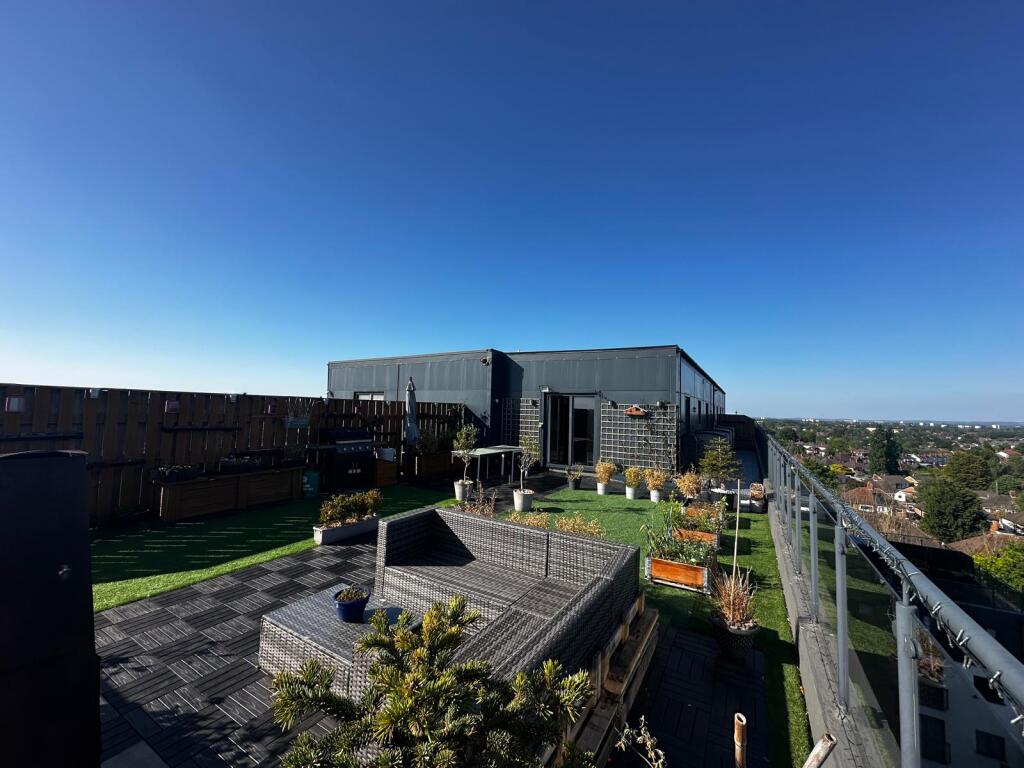 Main image of property: 56 New Coventry Road, Birmingham