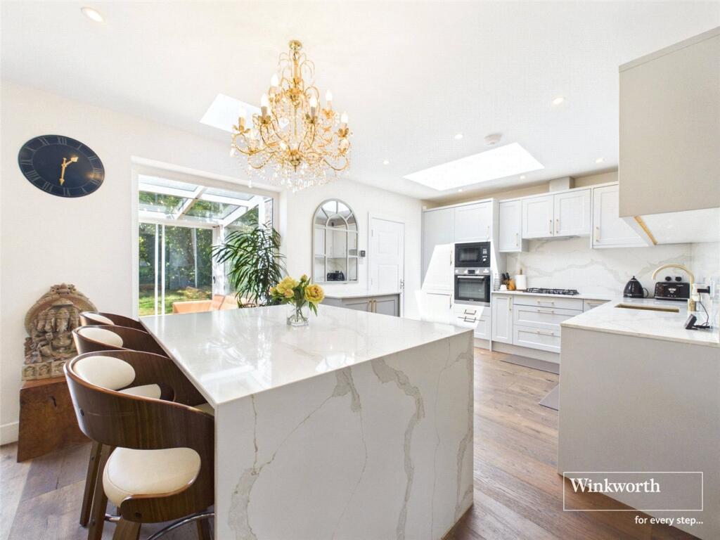 House in Harrow - View 2