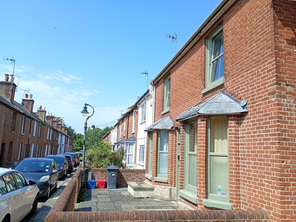 Apartment in Canterbury, Stuppington, Longport - View 2