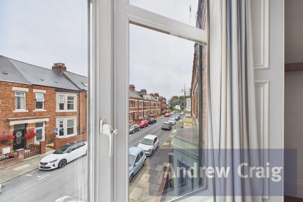 Apartment in South Tyneside, North East - More