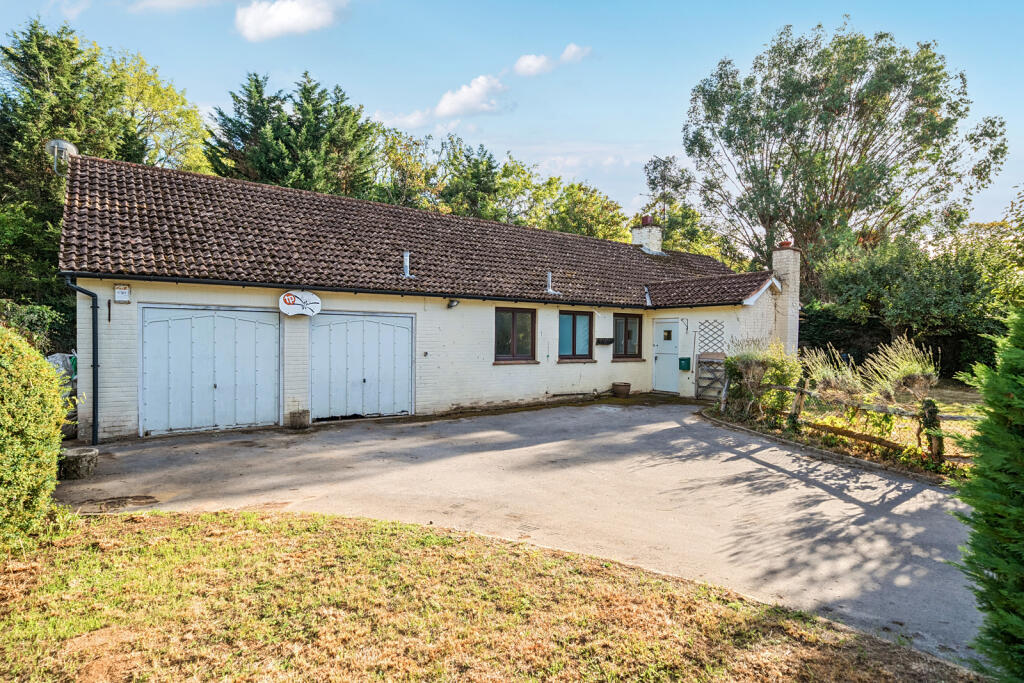 Main image of property: The Common, Dunsfold, GU8