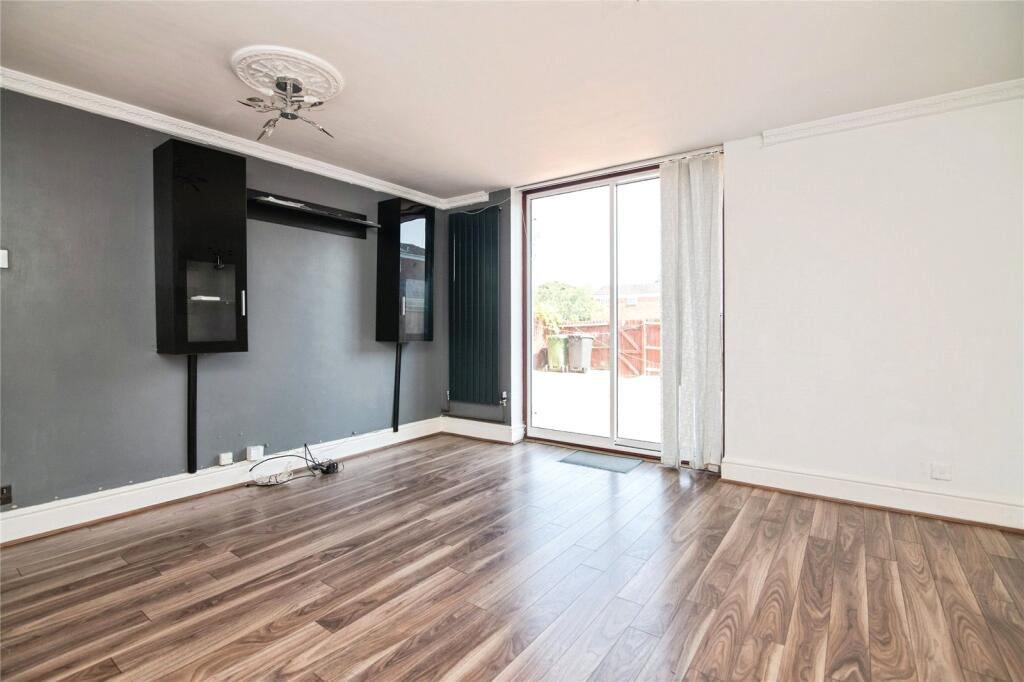 Ilmington Close, Redditch, Worcestershire, B98 - View 4