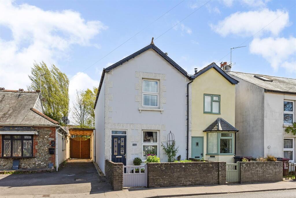 Main image of property: Hunston, Chichester