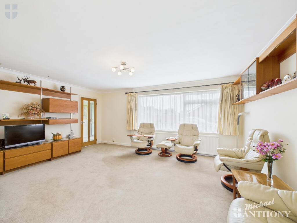 Herston Close, Aylesbury, Buckinghamshire - View 2
