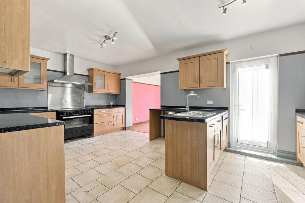 House in London - View 4