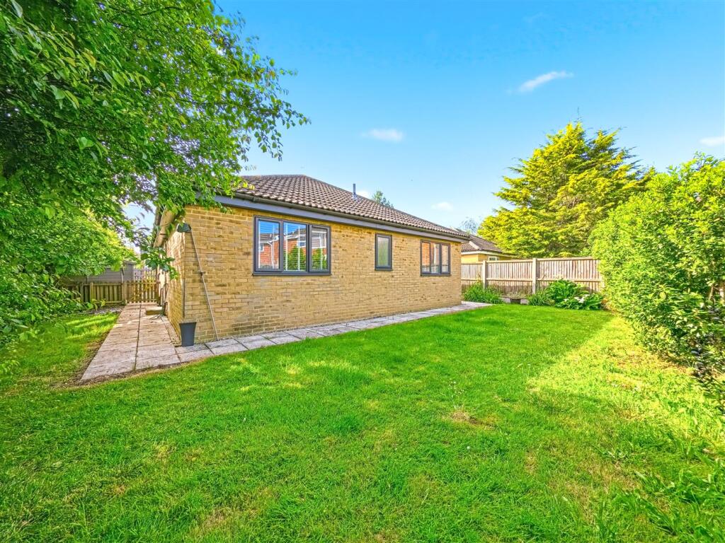 House in Canterbury, Herne and Broomfield - View 4
