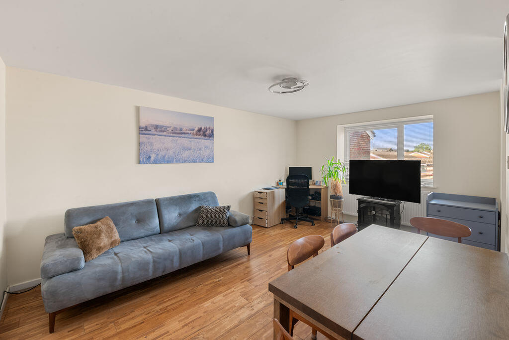 Apartment in London - View 3