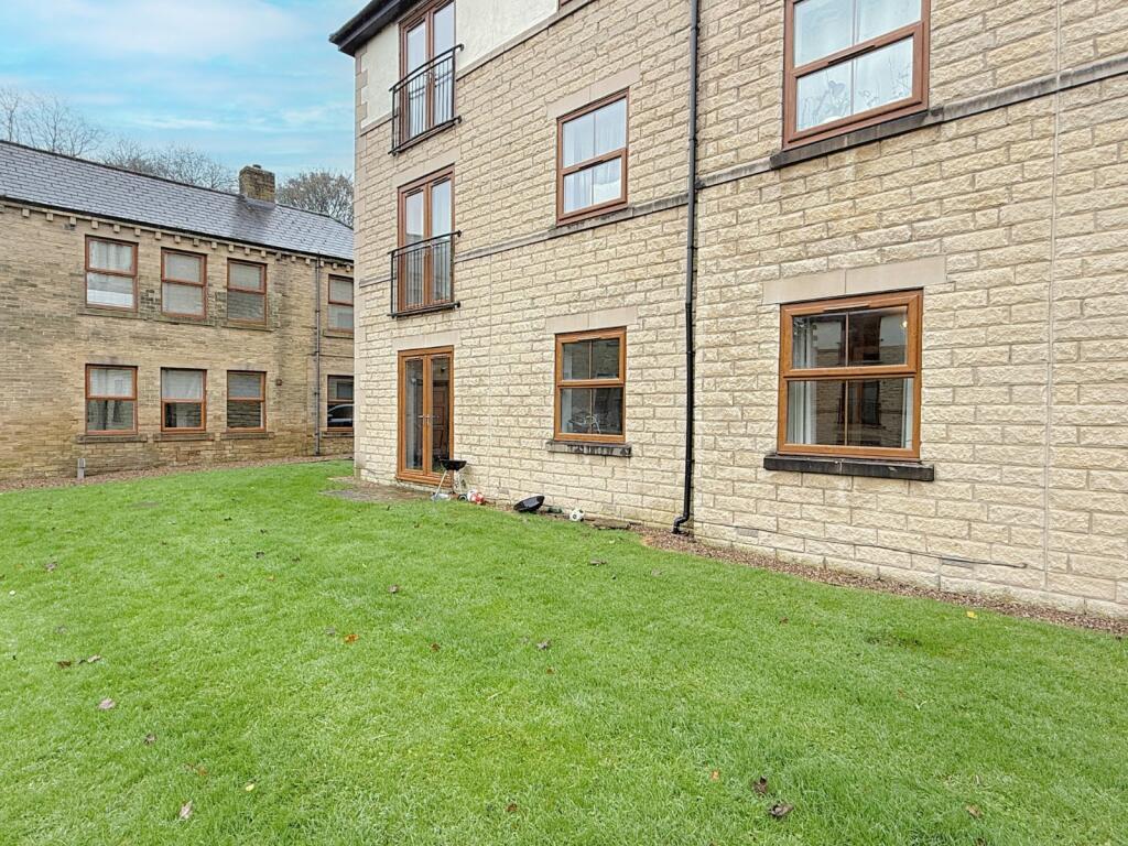 Westwood Hall, Peregrine Way, Clayton Heights, Bradford, BD6