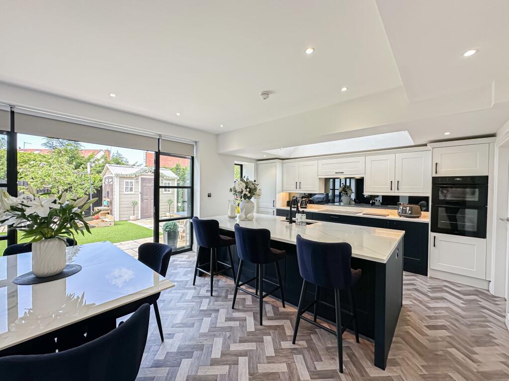 Storeton Lane, Wirral, CH61 photo 4
