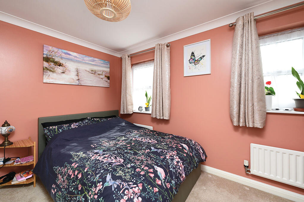 Crofton Square, Sherfield Park - View 6