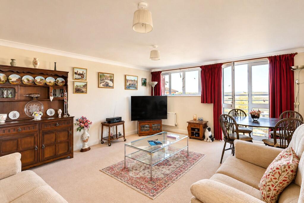 Trinity Way, Minehead, Somerset, TA24 photo 4